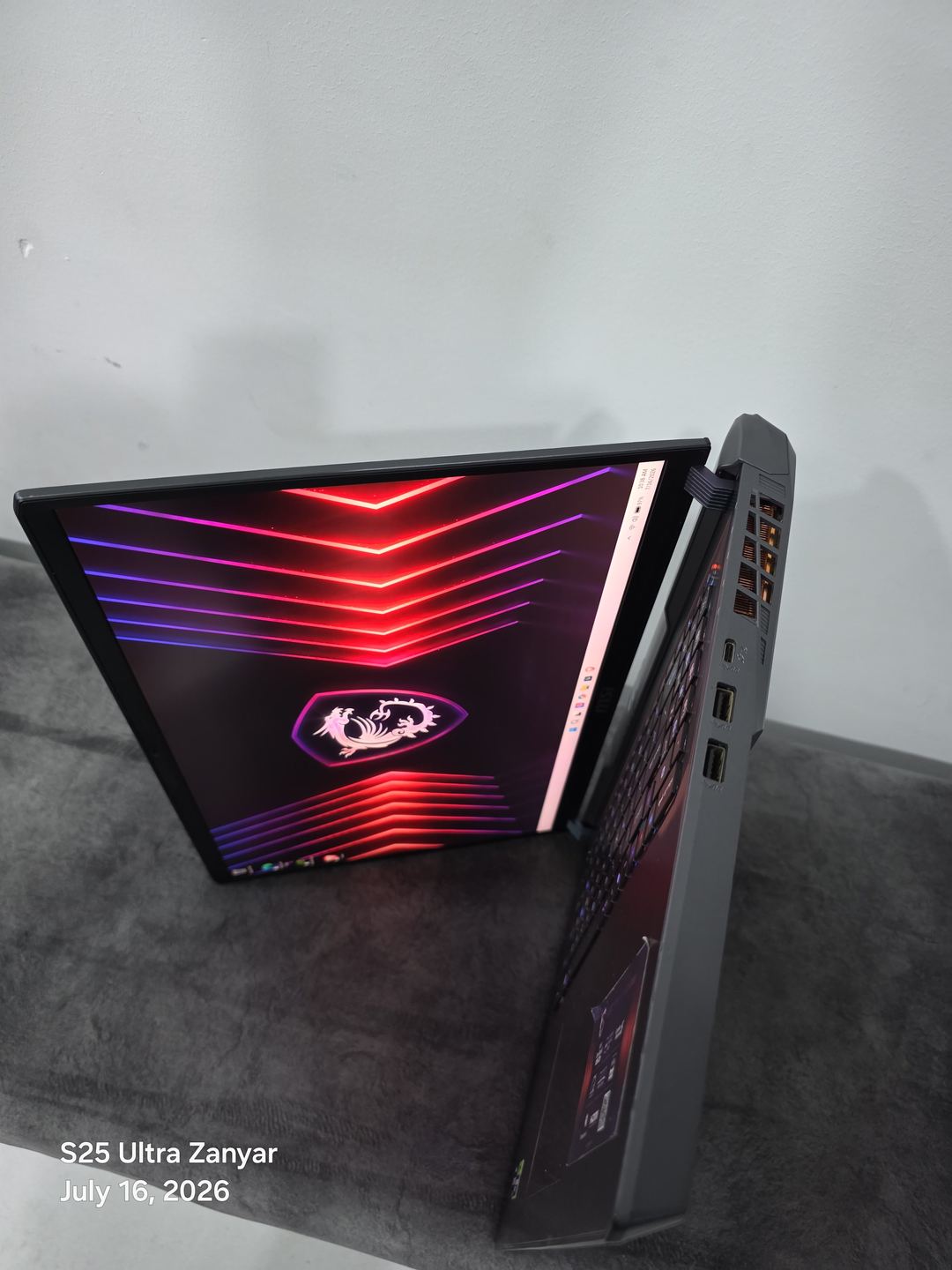 MSI Vector · I9 14900HX 8