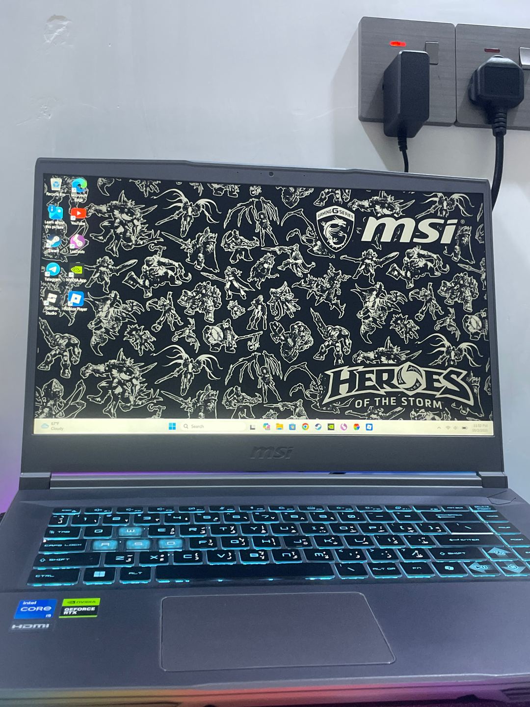 MSI Laptops · Intel i5-13420H 1