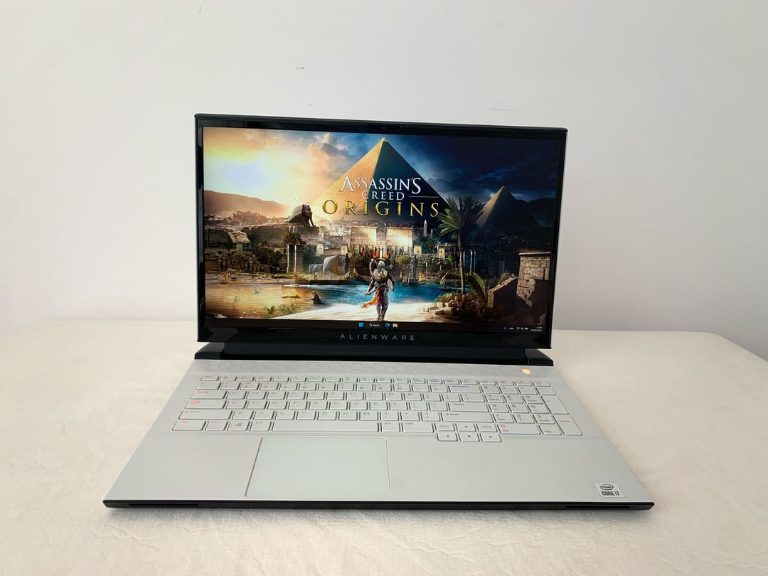 Dell Alienware · i7-10870H 1