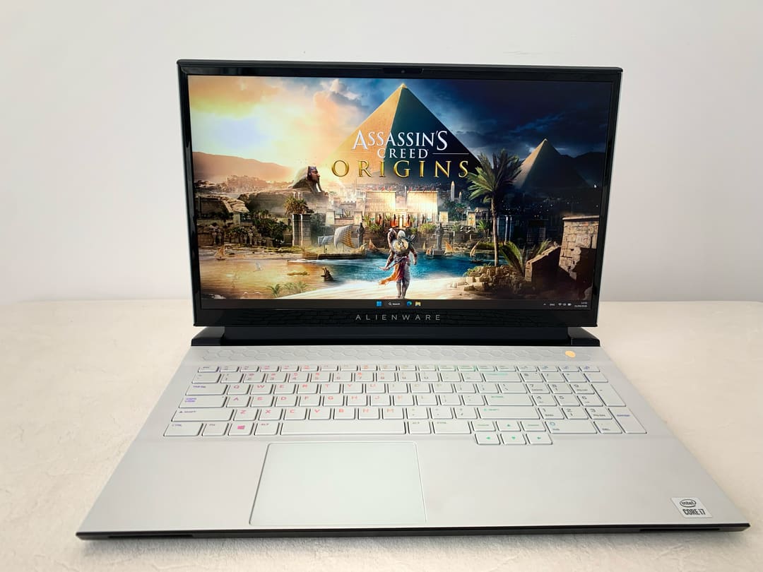 Dell Alienware · i7-10870H 10