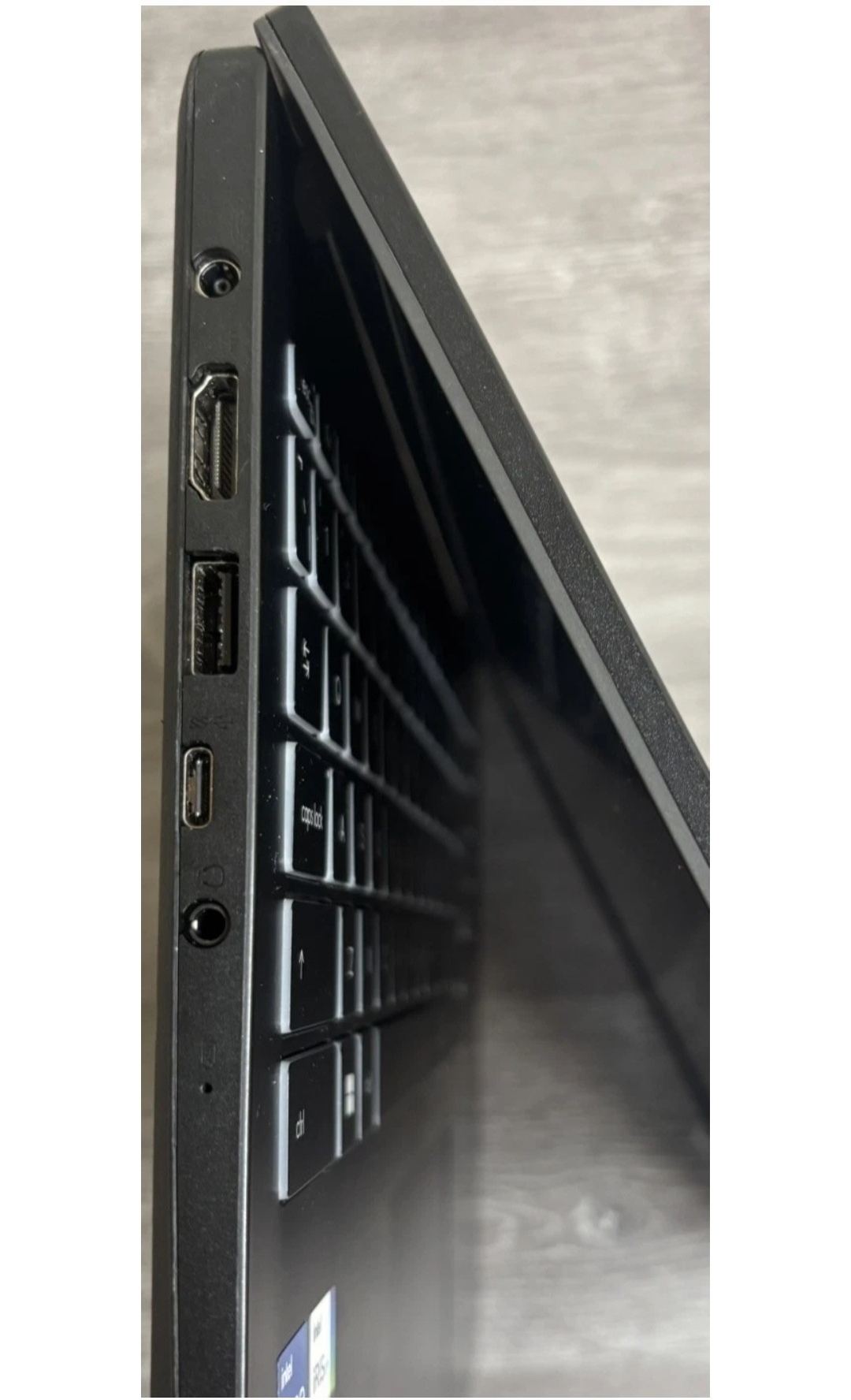MSI Modern 8