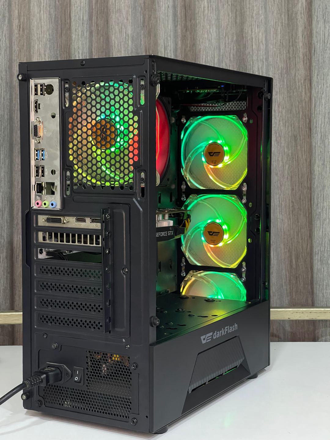 Desktop Computers · Amd 5 2600 5
