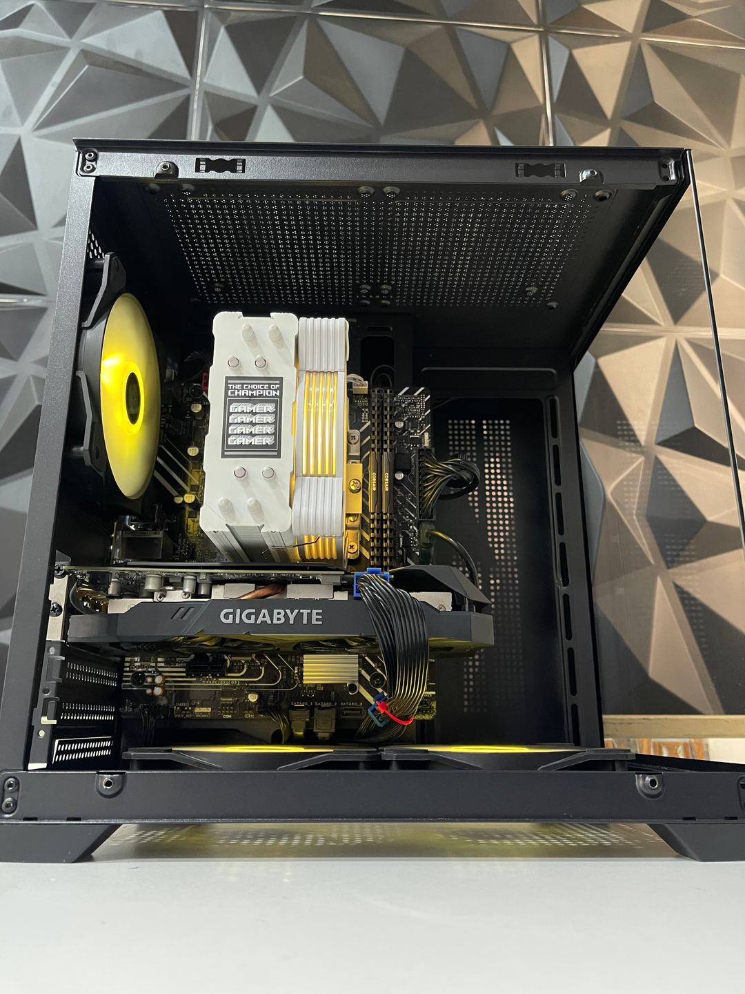Desktop Computers · i3-13100 5