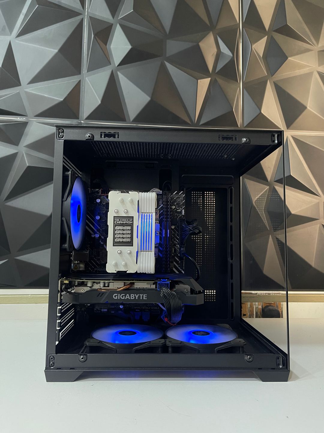 Desktop Computers · i3-13100 4