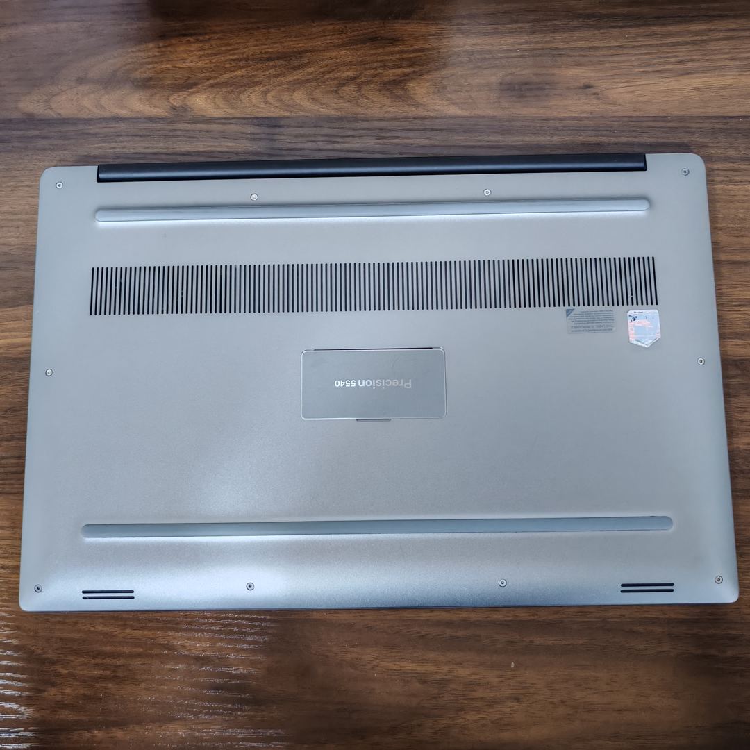 Dell Precision5540 · core i7 9th 4
