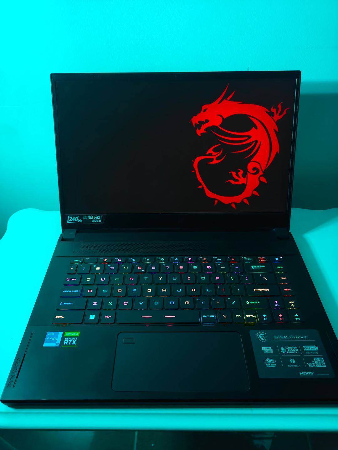 MSI Stealth · Intel® Core™ i7-12650H 10