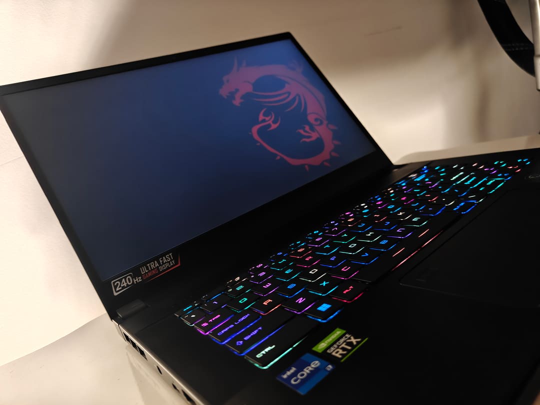 MSI Stealth · Intel® Core™ i7-12650H 4