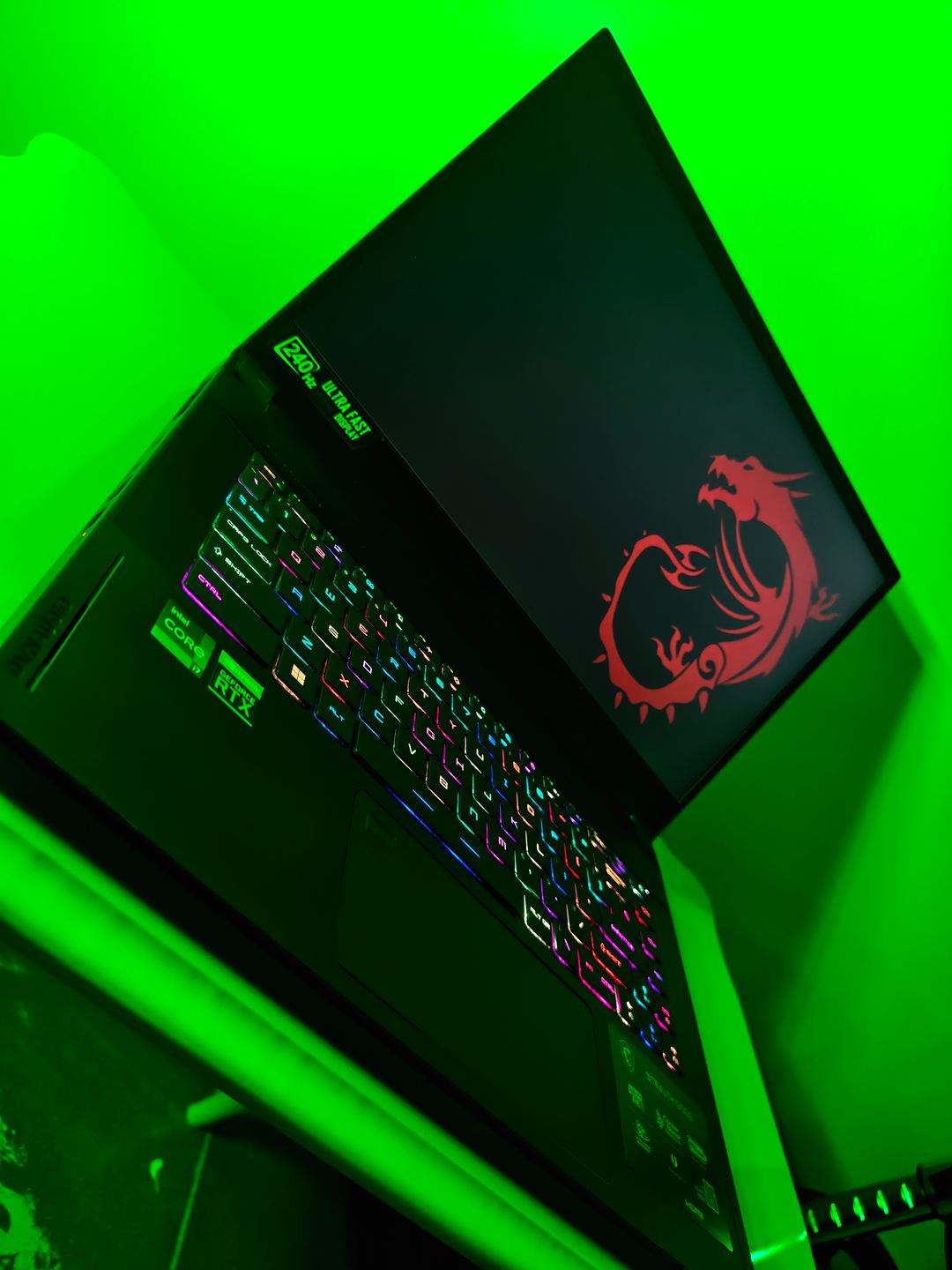MSI Stealth · Intel® Core™ i7-12650H 6