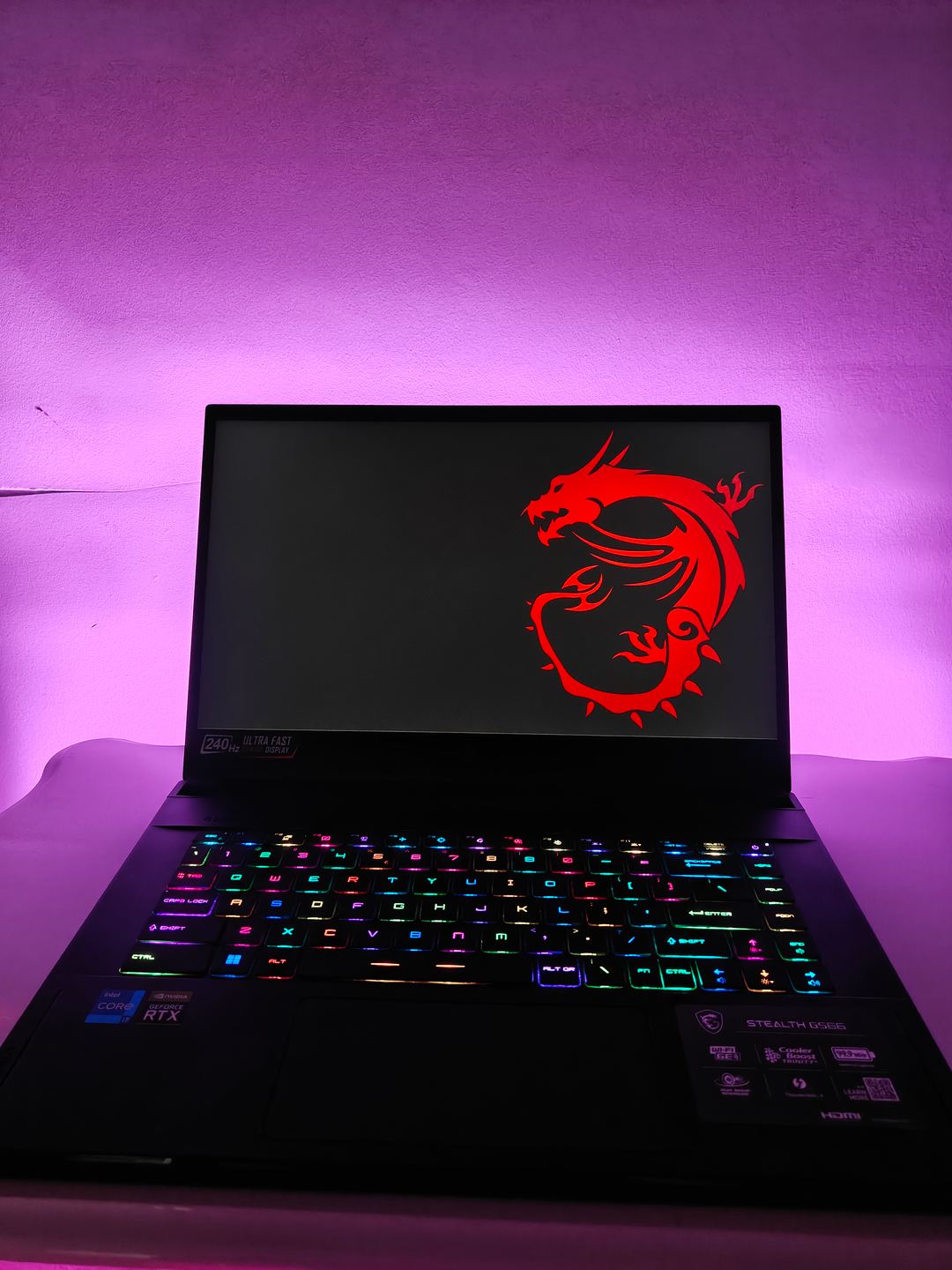 MSI Stealth · Intel® Core™ i7-12650H 9