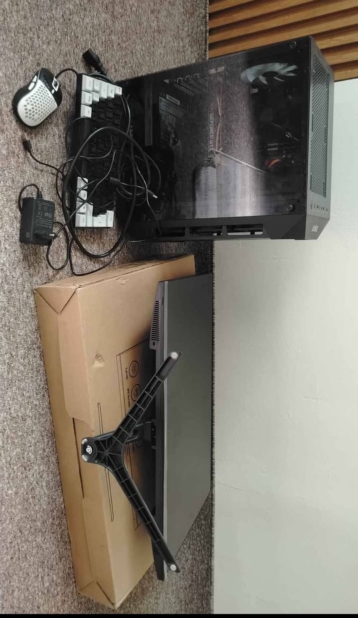 Desktop Computers · i5 1