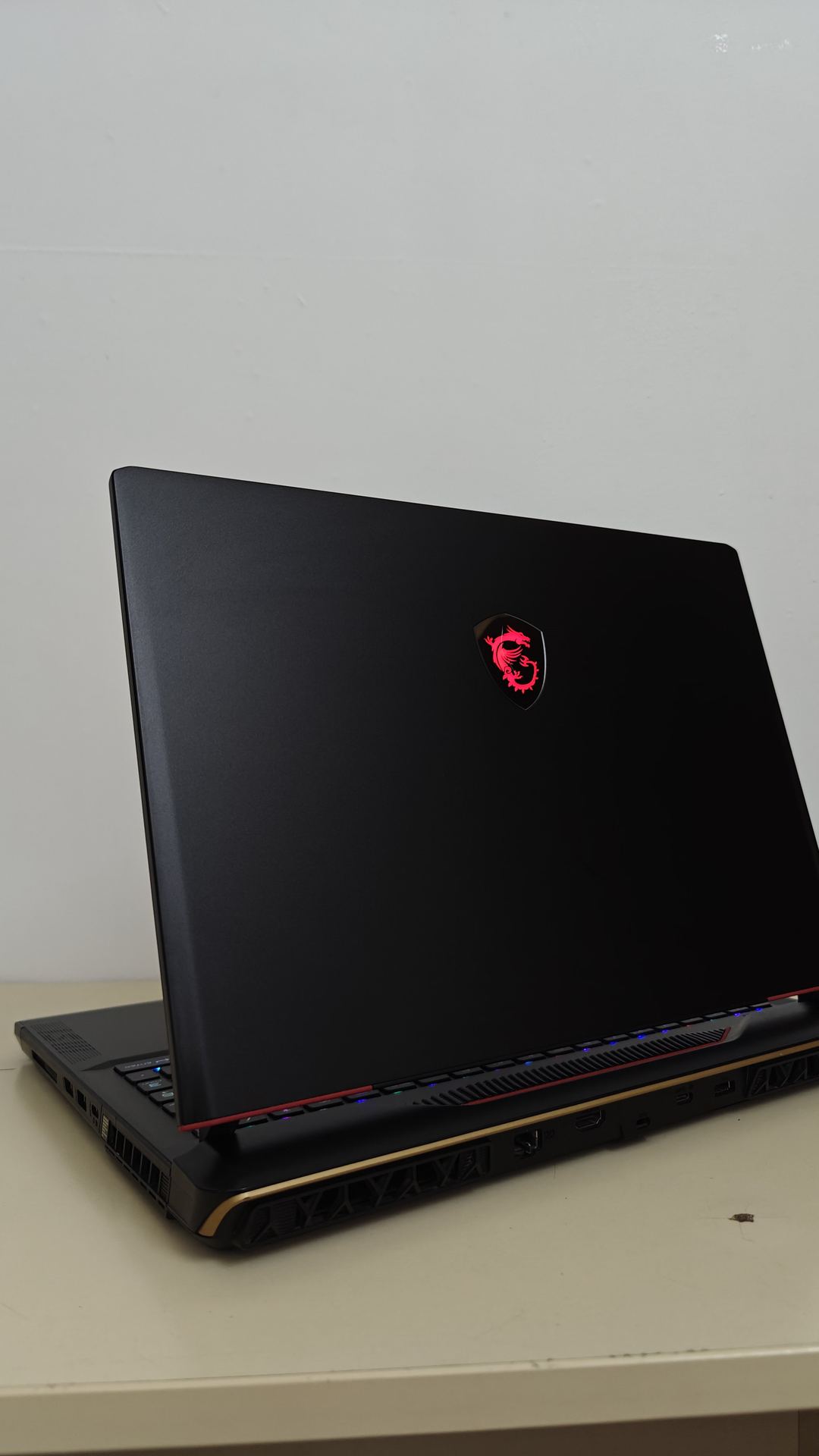 MSI Raider · CPU: Intel Core i9-14900HX 5