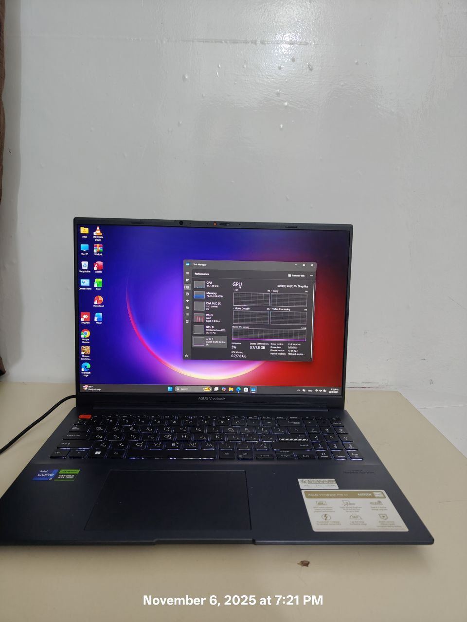 Asus VivoBook 1