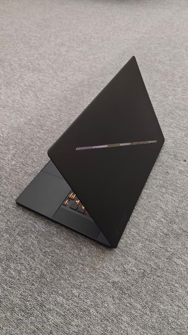 ئەسووس ASUS ROG Zephyrus G16 (2024) · ١٦ گێگا · ٦٠٠٠ مێگاهێرتز 2