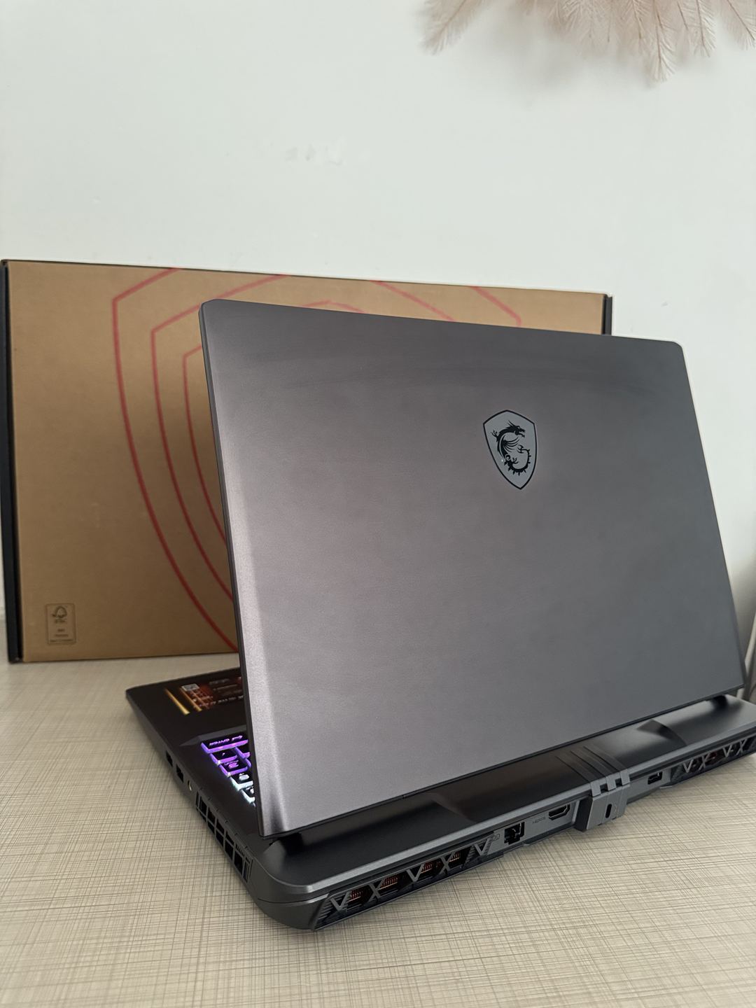 MSI Vector · ULTRA 9 - 275HX 6