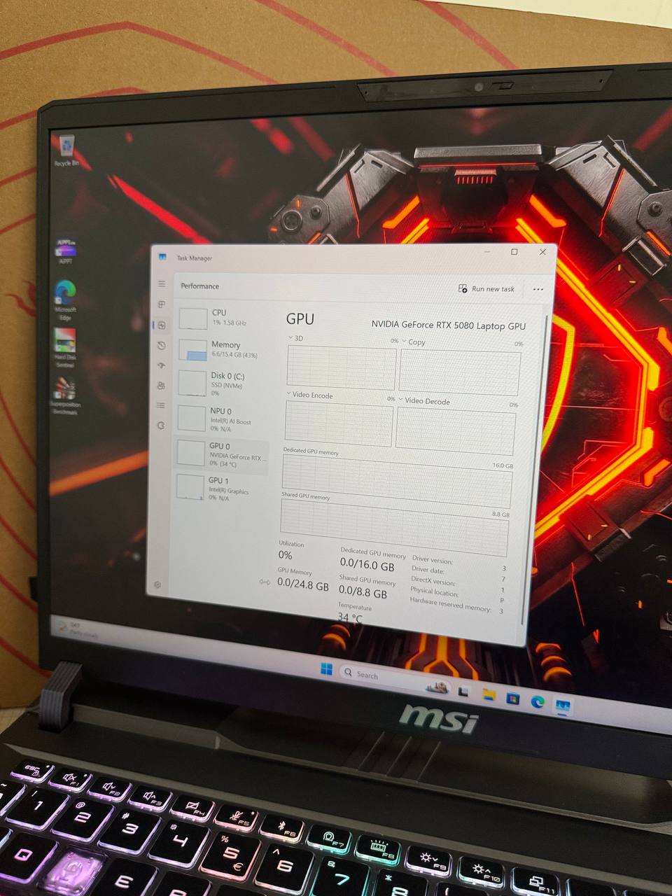 MSI Vector · ULTRA 9 - 275HX 7