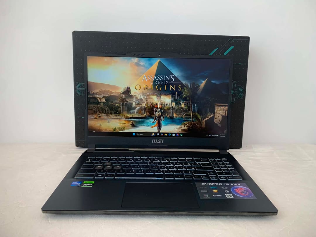 MSI Cyborg · Intel® Core™ i7-12650H 3