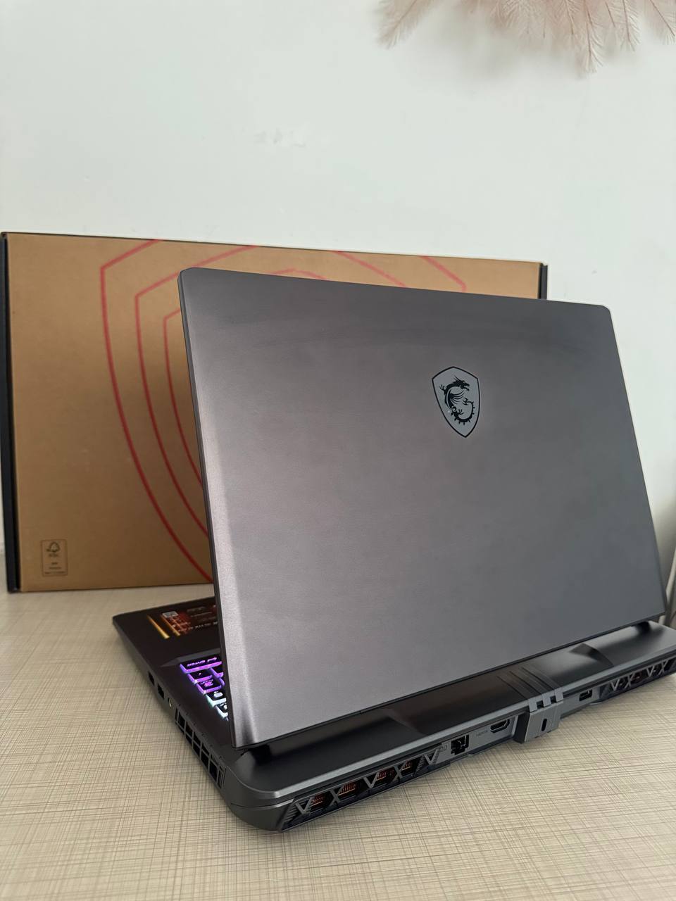 MSI Vector · ULTRA 9 - 275HX 3