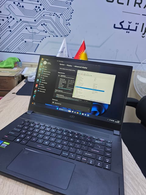 MSI GS66 · i7-12700H