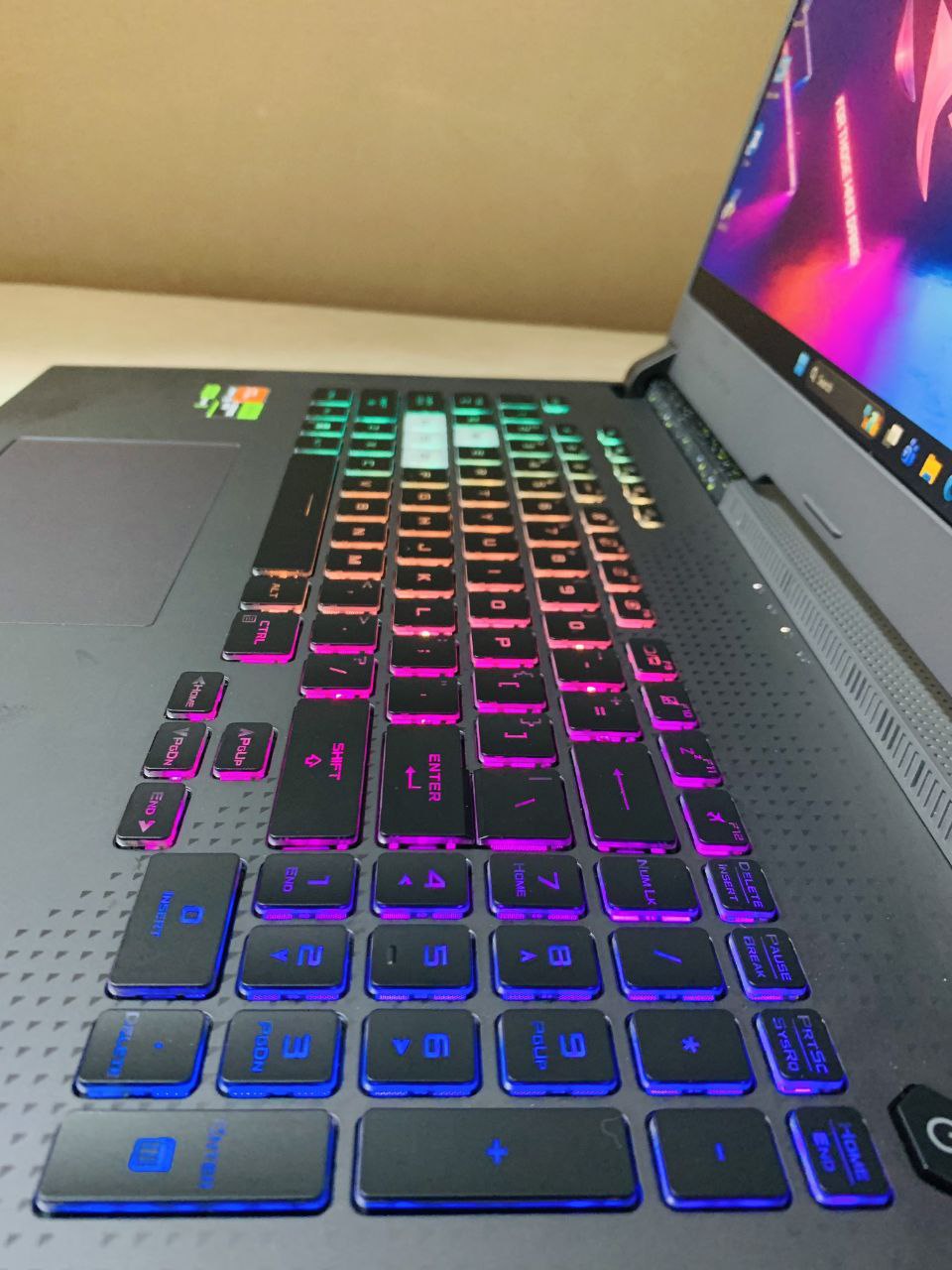 ئەسووس Asus ROG STRIX G17 · ١ تێرا · ١٦ گێگا 4