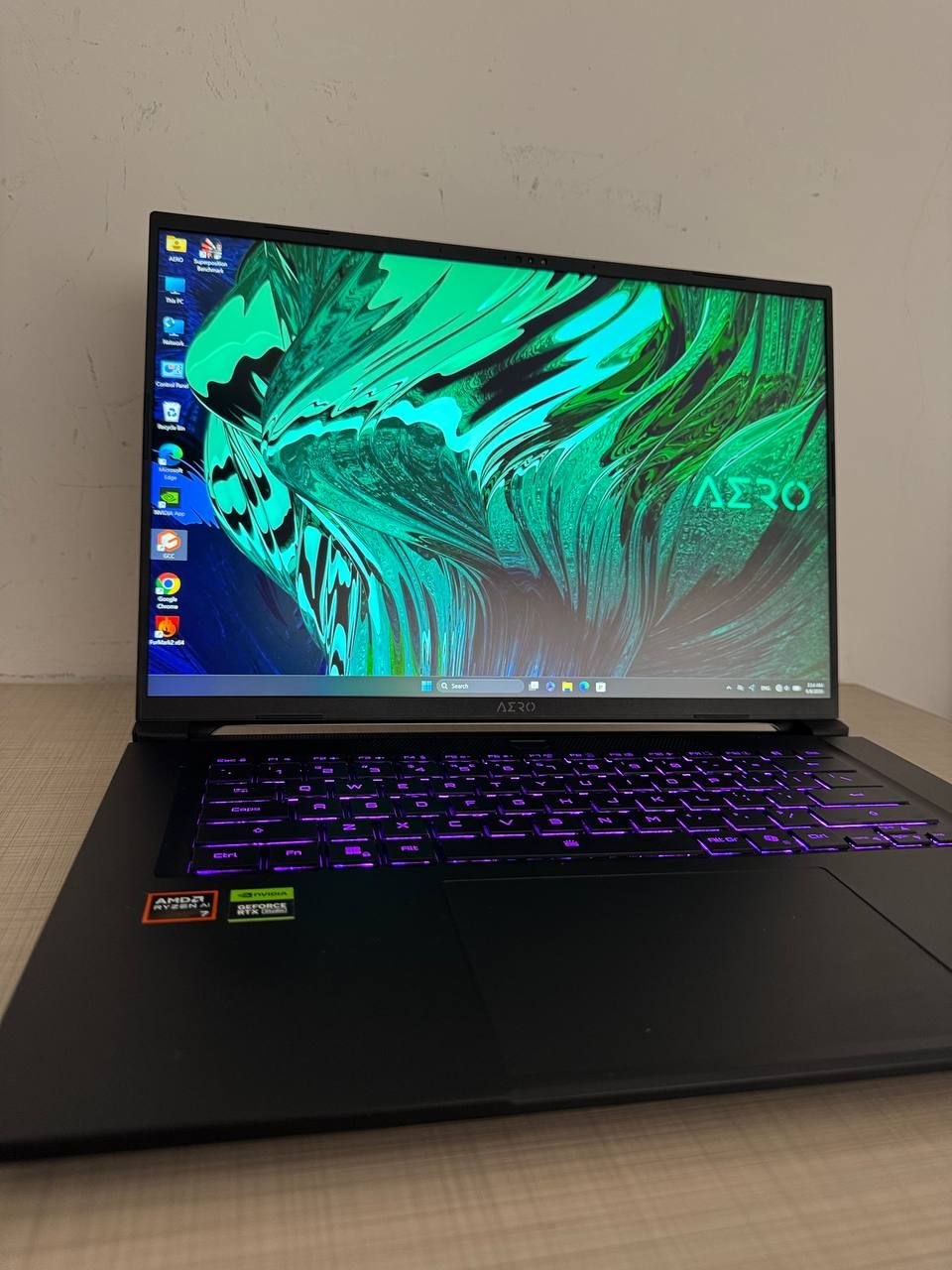 Gigabyte Aero X16 · ١ تێرا · ١٦ گێگا 7